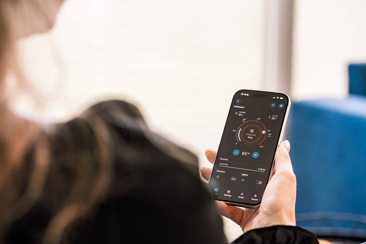 Ecobee thermostat app displaying energy savings data