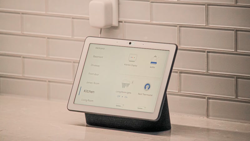 Smart speaker comparison Echo vs Nest