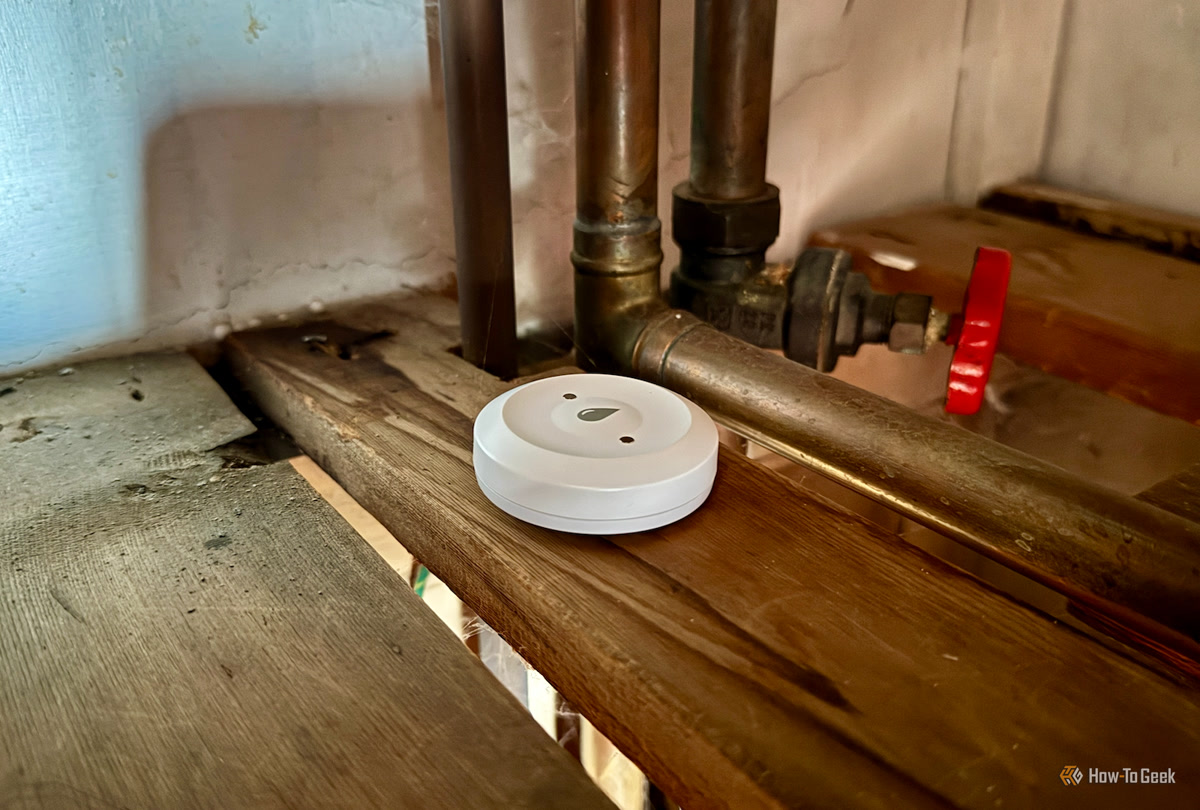 Smart water leak sensor under sink for vacation protection