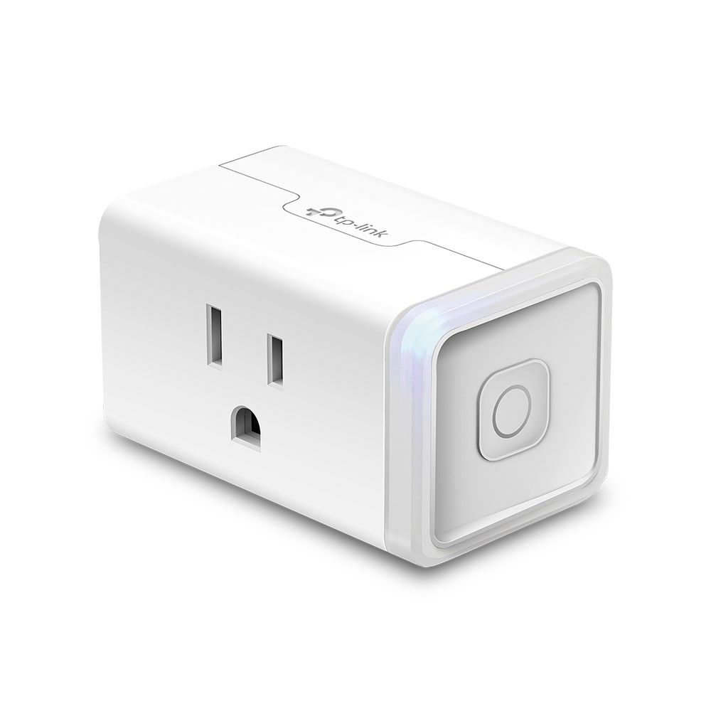 Smart plug connected to a lamp on a wooden table with home automation app