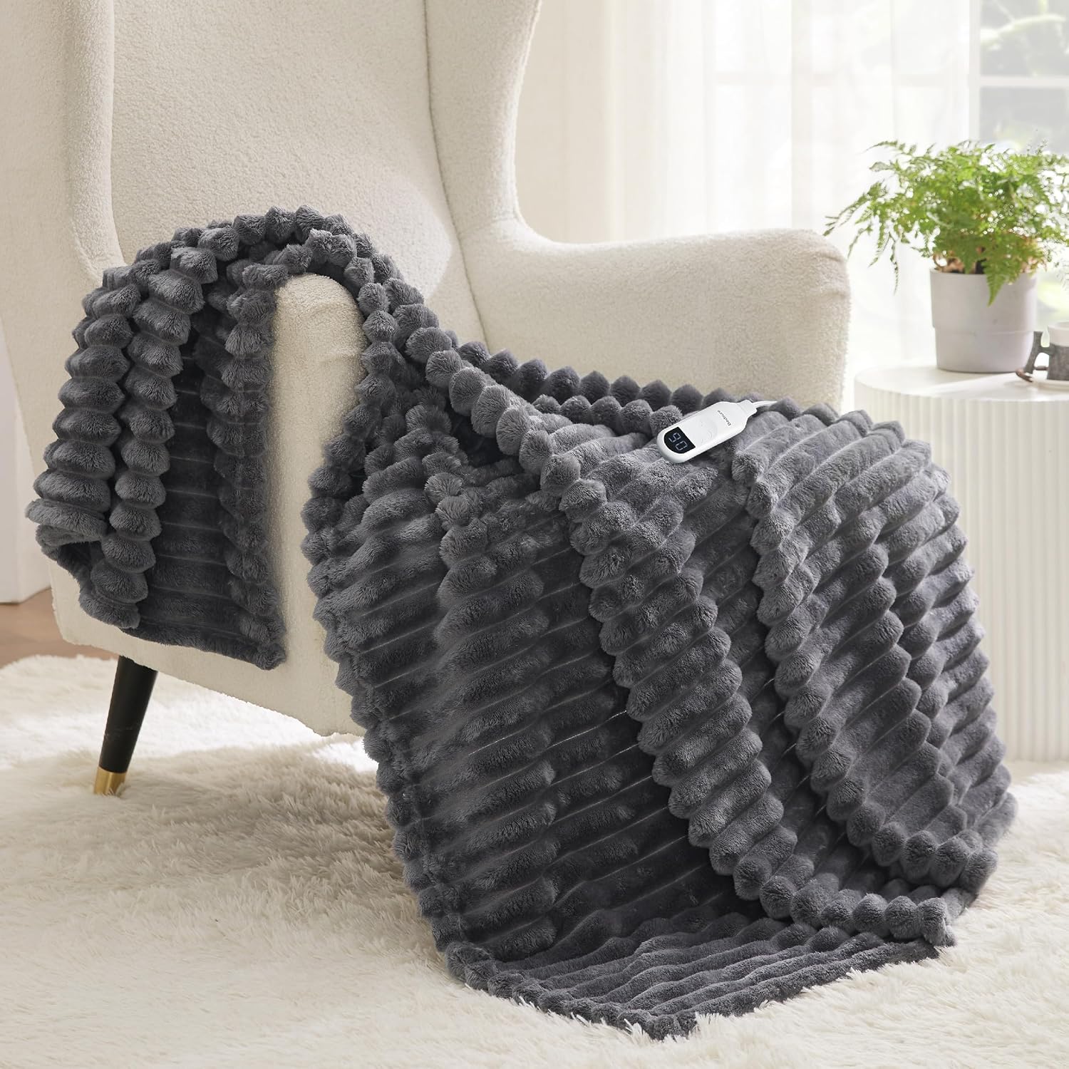 Bedsure thick heated throw blanket, grey, with controller