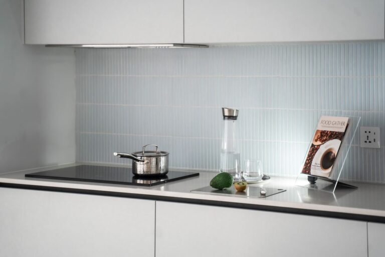 Smart Home Kitchen Automation: 5 Devices That Run Dinner Without Rewiring Anything